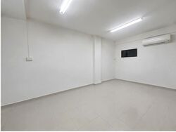 Serangoon Road (D8), Shop House #562952971